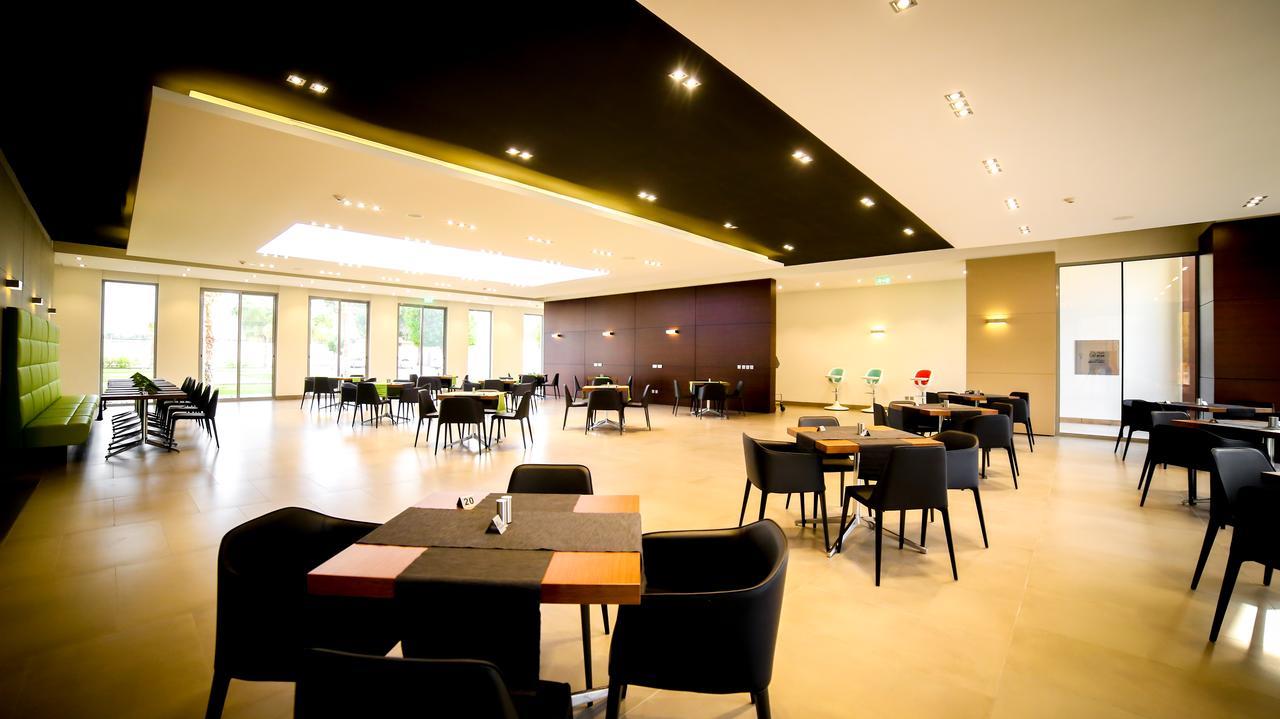 M Executive Residence & Boutique Hotel - Adults Only 阿可贺巴 外观 照片