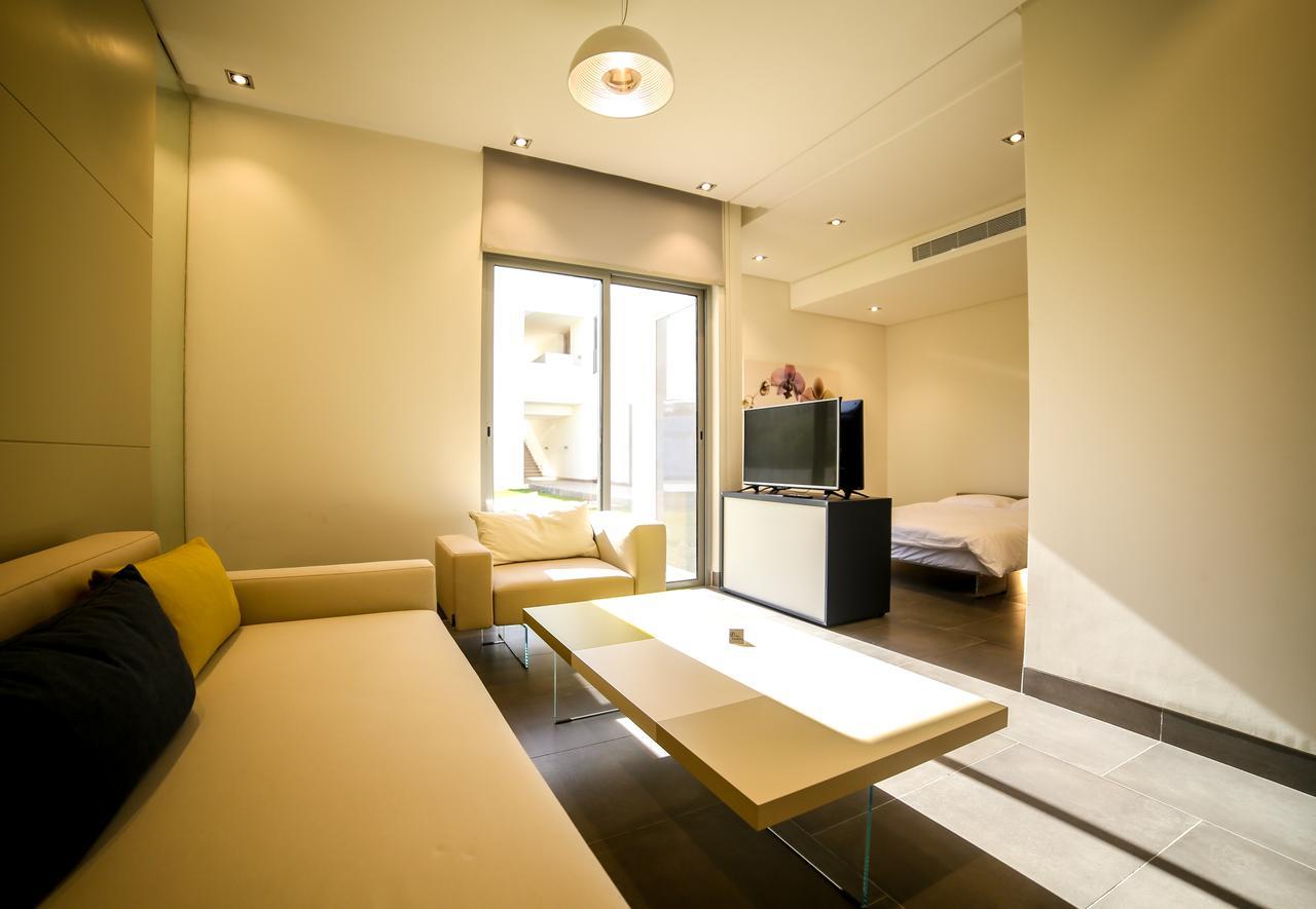 M Executive Residence & Boutique Hotel - Adults Only 阿可贺巴 外观 照片
