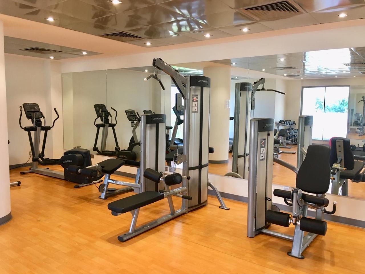 M Executive Residence & Boutique Hotel - Adults Only 阿可贺巴 外观 照片